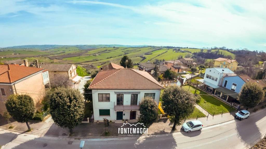 appartamento in vendita a Terre Roveresche in zona Piagge