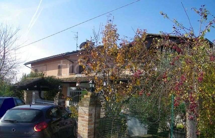 casa indipendente in vendita a Terre Roveresche