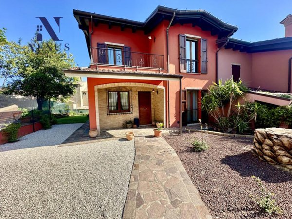 casa indipendente in vendita a Terre Roveresche in zona Piagge