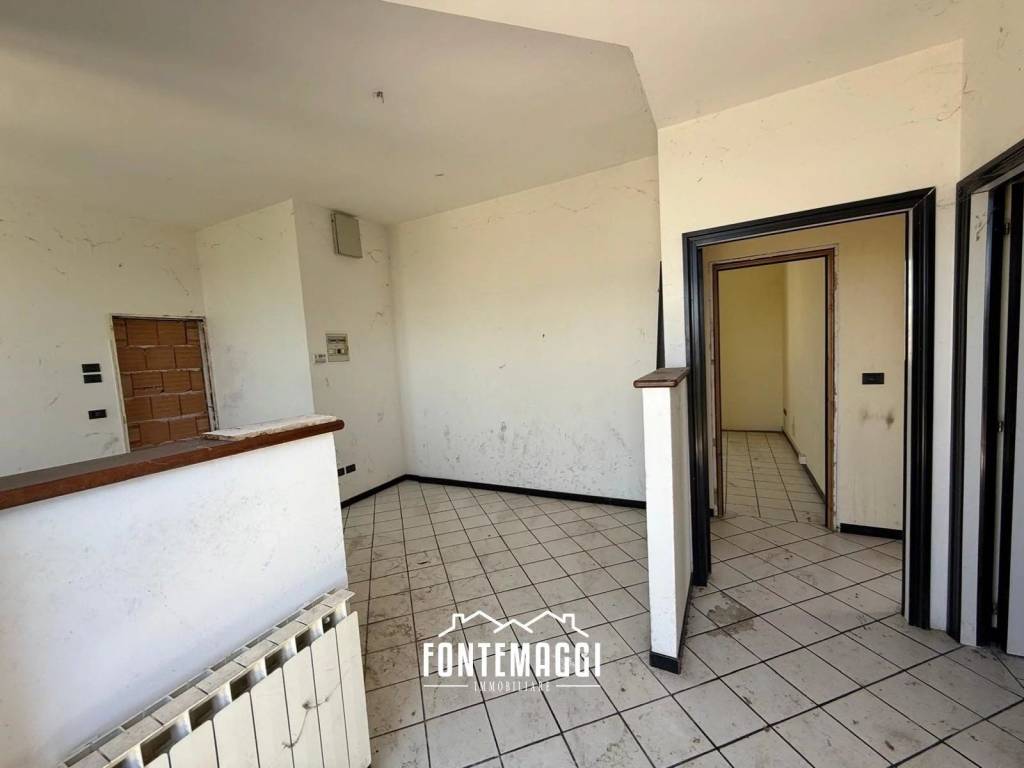 appartamento in vendita a Terre Roveresche