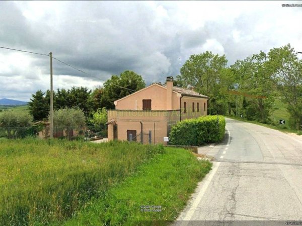 casa indipendente in vendita a Terre Roveresche in zona Barchi