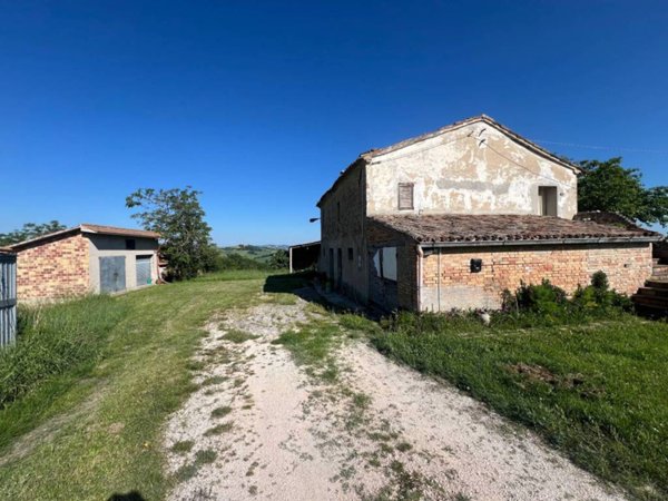casa indipendente in vendita a Terre Roveresche in zona Barchi