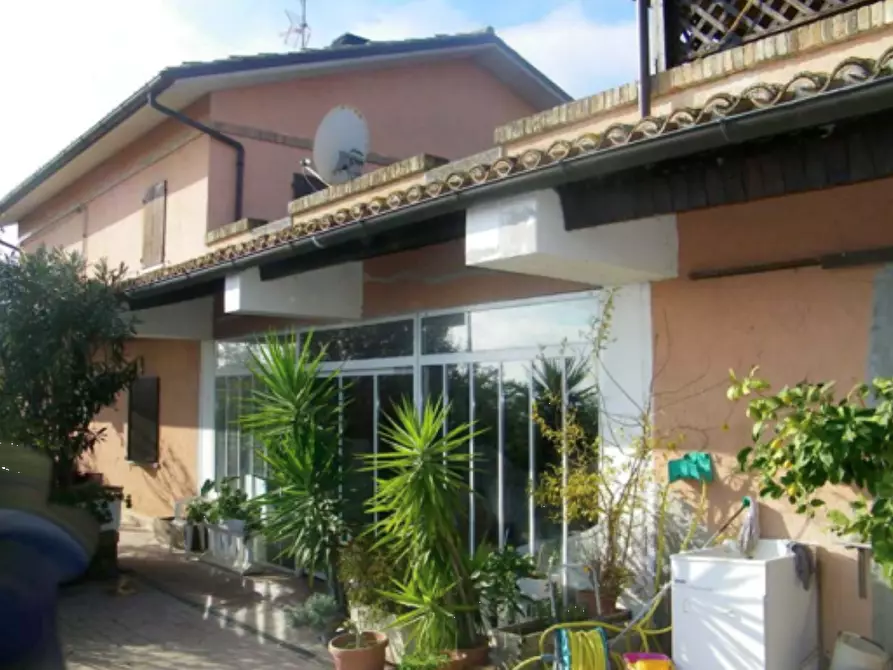 casa indipendente in vendita a Terre Roveresche in zona San Giorgio di Pesaro