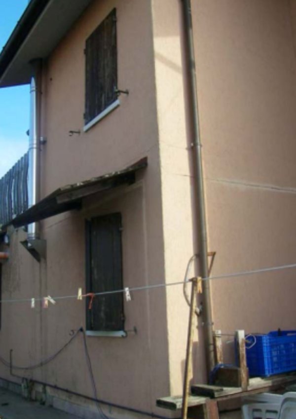 casa indipendente in vendita a Terre Roveresche in zona San Giorgio di Pesaro
