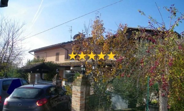casa indipendente in vendita a Terre Roveresche
