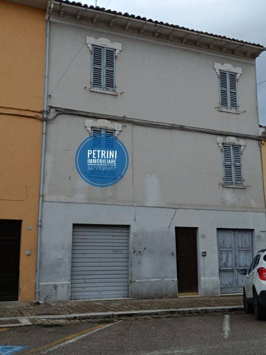 casa indipendente in vendita a Terre Roveresche in zona Orciano di Pesaro