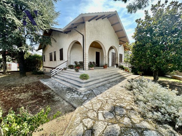 casa indipendente in vendita a Terre Roveresche in zona Piagge