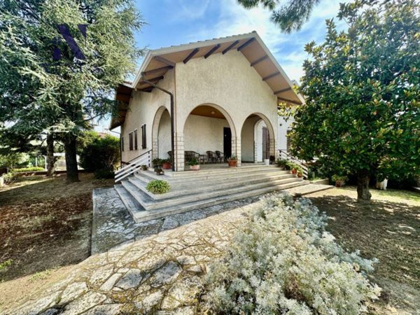 casa indipendente in vendita a Terre Roveresche in zona Piagge
