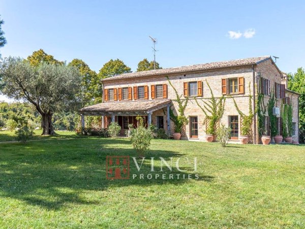 casale in vendita a Terre Roveresche