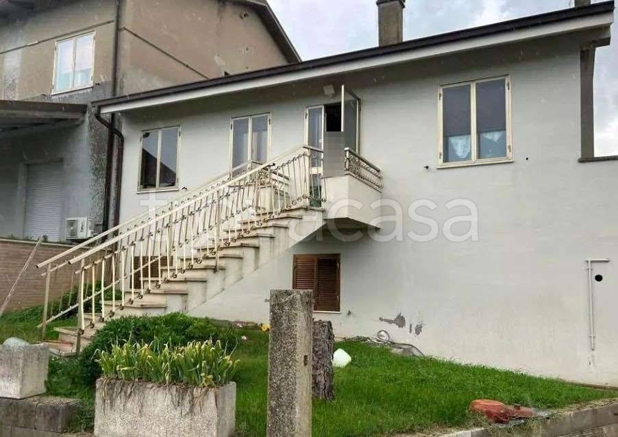casa indipendente in vendita a Terre Roveresche