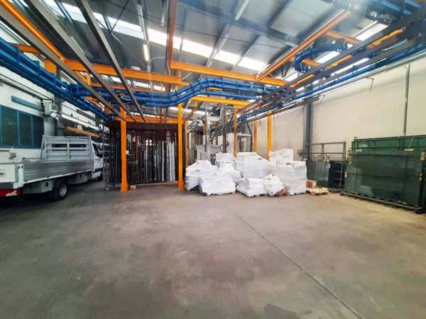 negozio in vendita a Terre Roveresche in zona Orciano di Pesaro