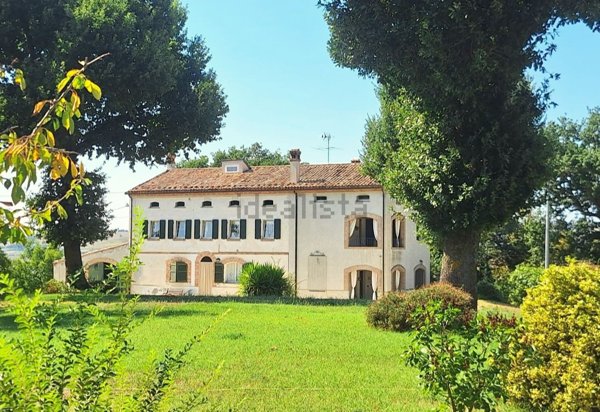 casa indipendente in vendita a Terre Roveresche