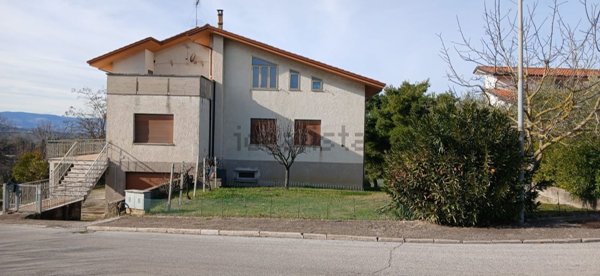 casa indipendente in vendita a Terre Roveresche in zona Orciano di Pesaro