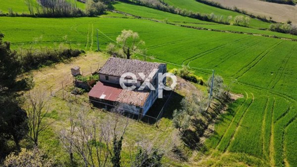 casale in vendita a Terre Roveresche