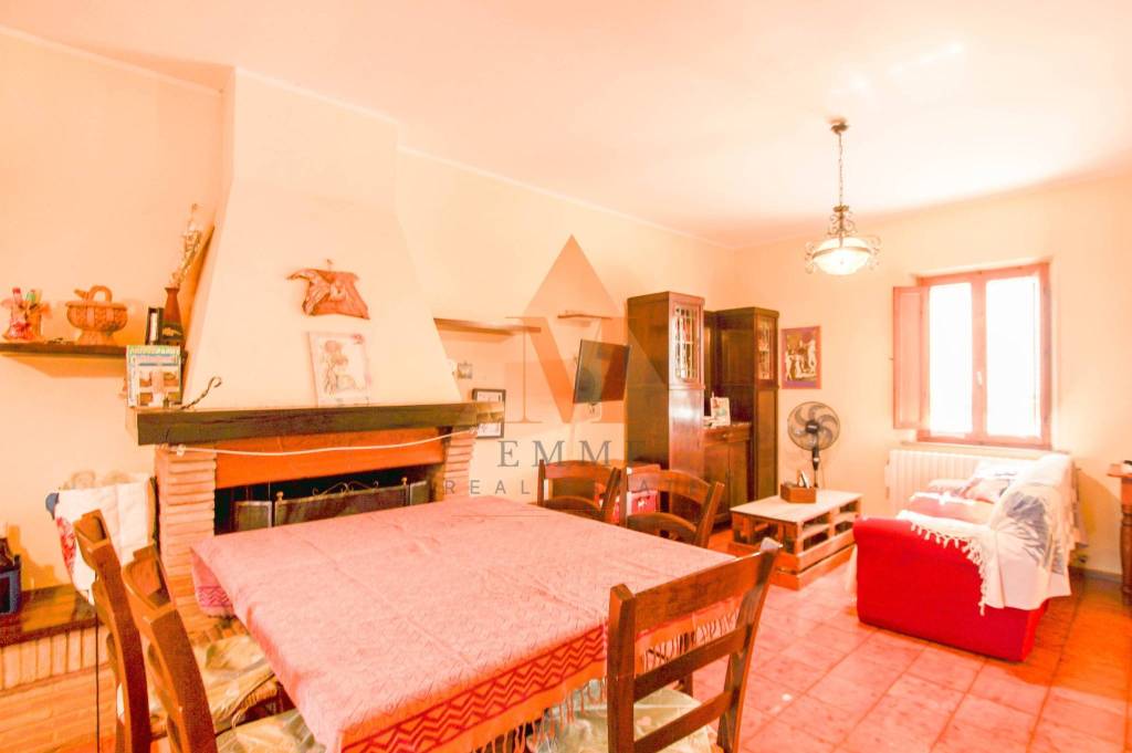 appartamento in vendita a Terre Roveresche in zona Piagge