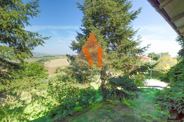casa indipendente in vendita a Terre Roveresche in zona Piagge