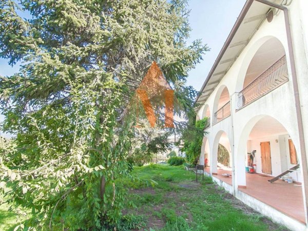 casa indipendente in vendita a Terre Roveresche in zona Piagge