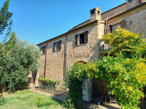 appartamento in vendita a Terre Roveresche