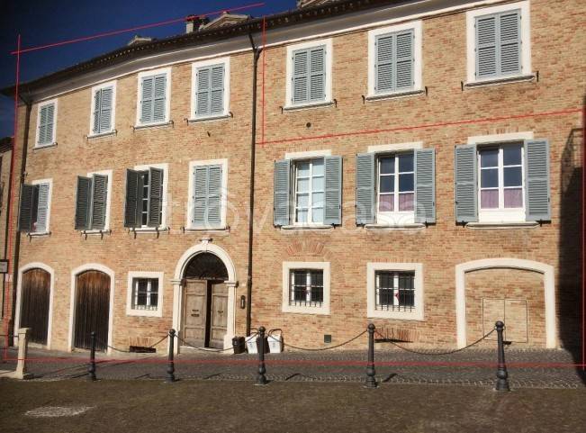 locale commerciale in vendita a Terre Roveresche