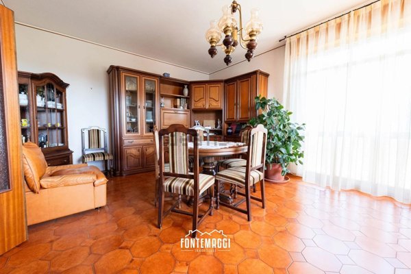 appartamento in vendita a Terre Roveresche