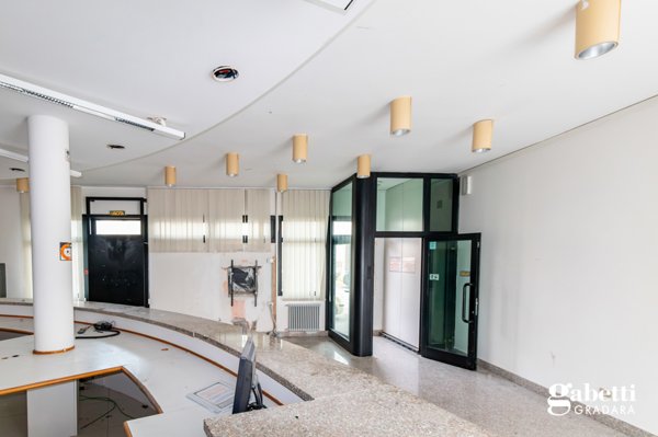 ufficio in vendita a Terre Roveresche in zona Barchi