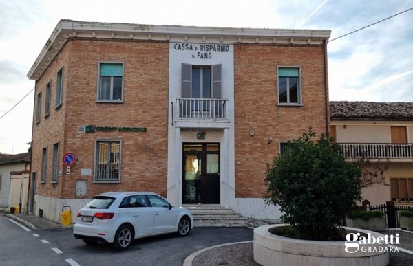 ufficio in vendita a Terre Roveresche