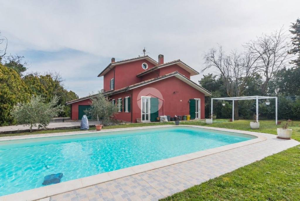 casa indipendente in vendita a Terre Roveresche in zona Piagge