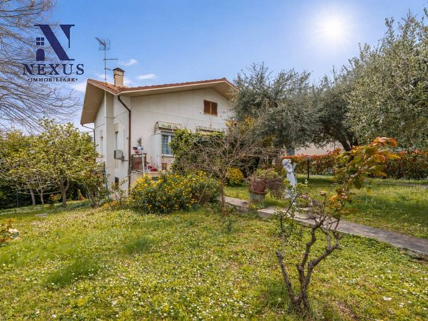 casa indipendente in vendita a Terre Roveresche in zona Orciano di Pesaro