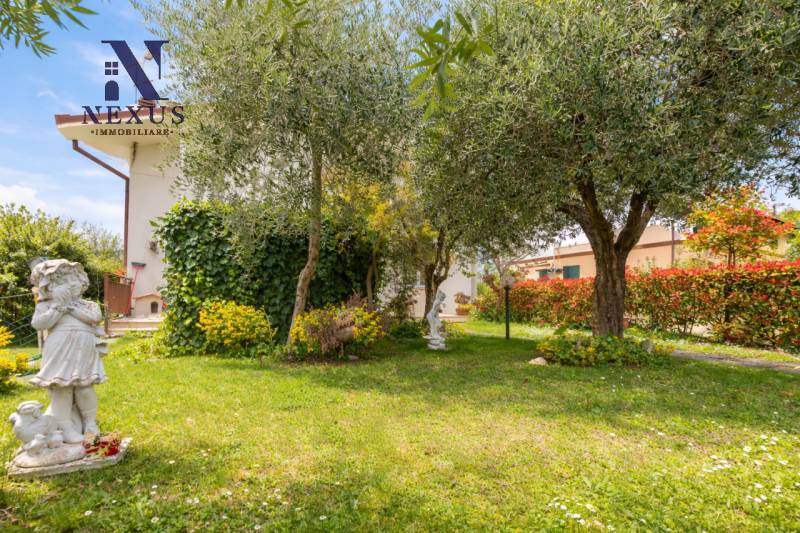 casa indipendente in vendita a Terre Roveresche in zona Orciano di Pesaro