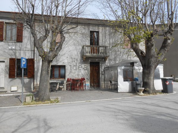 appartamento in vendita a Terre Roveresche in zona San Giorgio di Pesaro