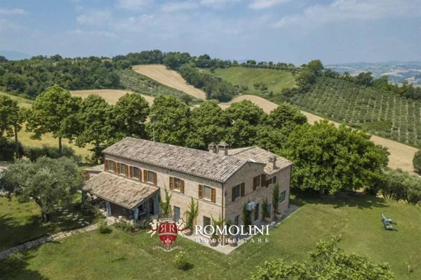 casa indipendente in vendita a Terre Roveresche