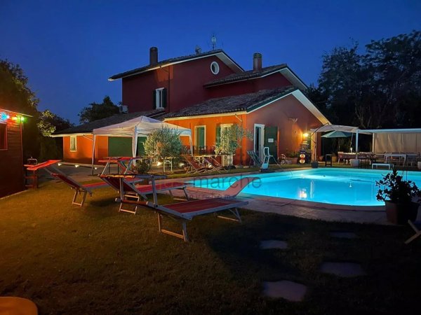 casa indipendente in vendita a Terre Roveresche in zona Piagge