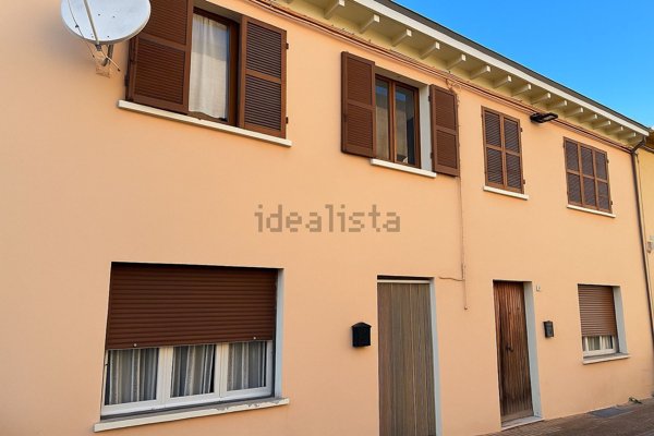 appartamento in vendita a Terre Roveresche in zona Montebello