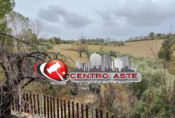 casa indipendente in vendita a Terre Roveresche in zona Piagge