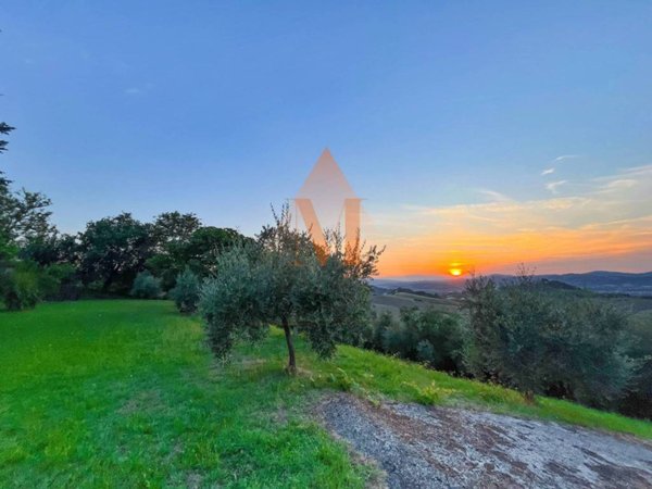 casa indipendente in vendita a Terre Roveresche in zona Piagge