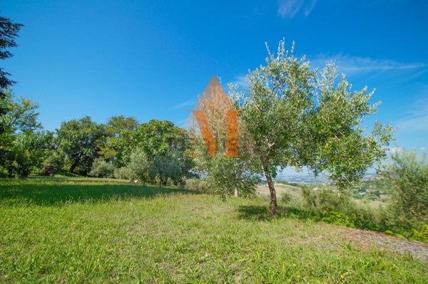 casa indipendente in vendita a Terre Roveresche in zona Piagge