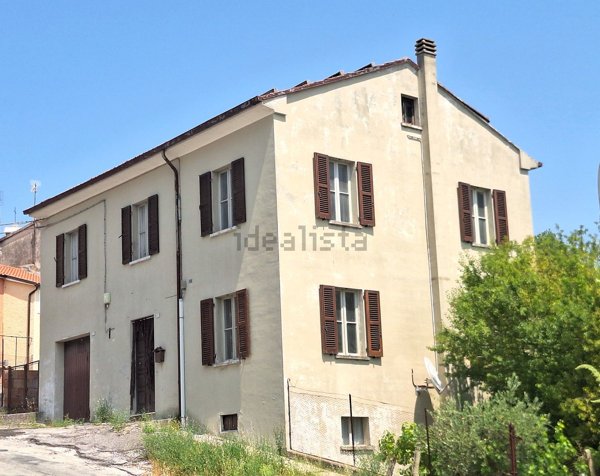 casa indipendente in vendita a Terre Roveresche in zona Orciano di Pesaro