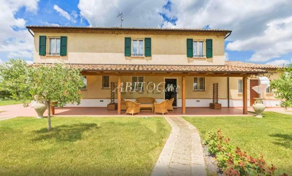 casa indipendente in vendita a Terre Roveresche in zona Orciano di Pesaro