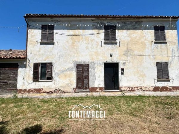 casa indipendente in vendita a Terre Roveresche