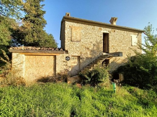 casa indipendente in vendita a Terre Roveresche in zona Villa del Monte