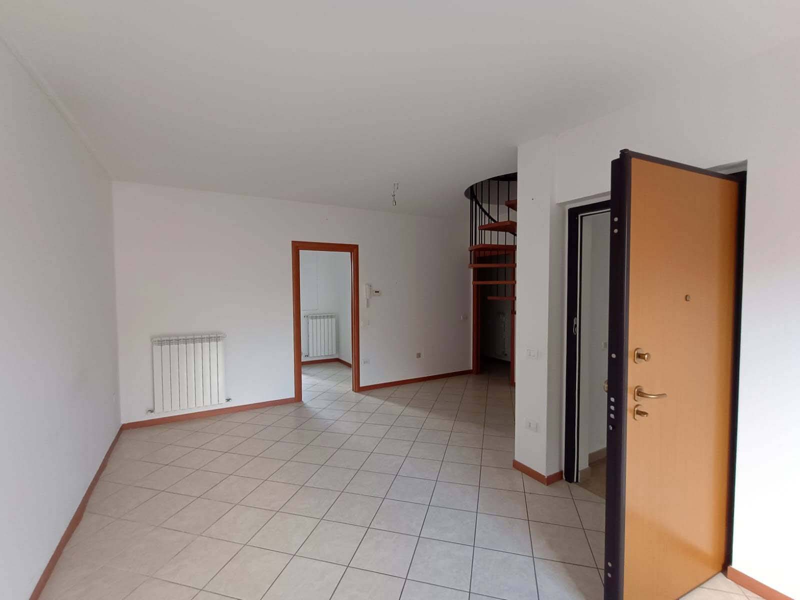 appartamento in vendita a Terre Roveresche in zona San Giorgio di Pesaro