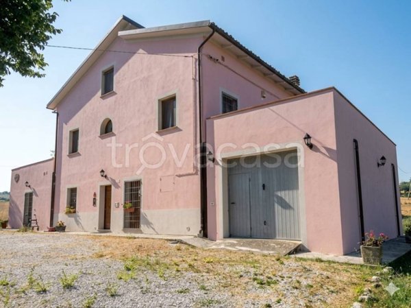 casa indipendente in vendita a Terre Roveresche