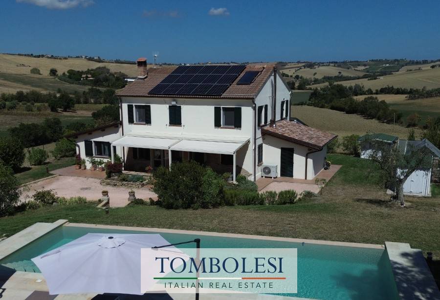 casa indipendente in vendita a Terre Roveresche