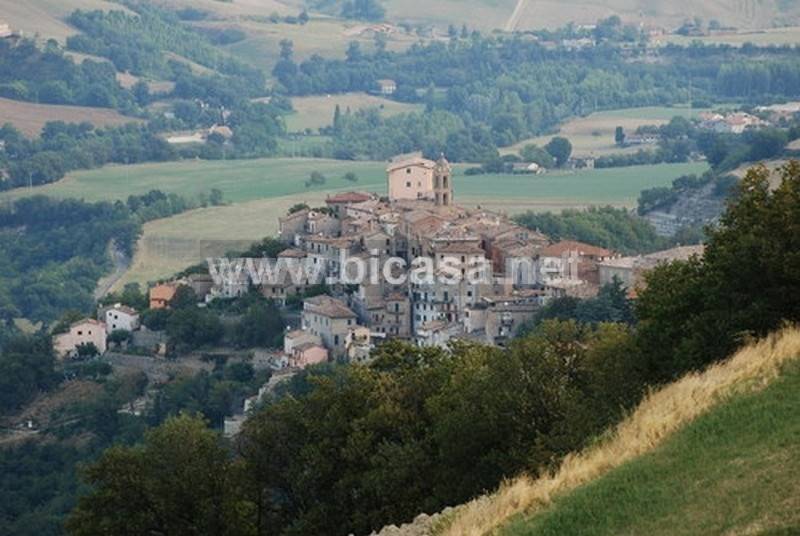 casa indipendente in vendita a Sassocorvaro Auditore in zona Sassocorvaro