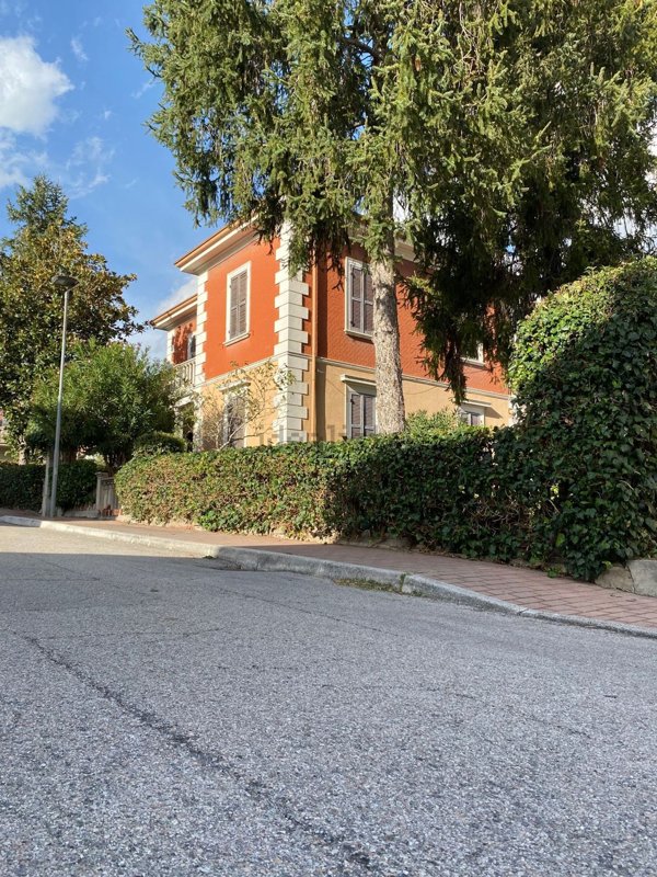 casa indipendente in vendita a Sassocorvaro Auditore in zona Casinina