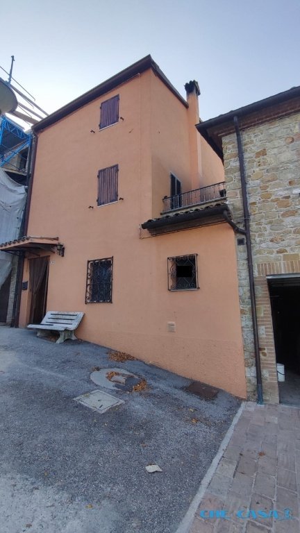 casa indipendente in vendita a Sassocorvaro Auditore in zona Auditore