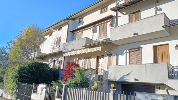 casa indipendente in vendita a Sassocorvaro Auditore in zona Castelnuovo