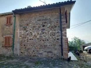 appartamento in vendita a Sassocorvaro Auditore in zona Sassocorvaro