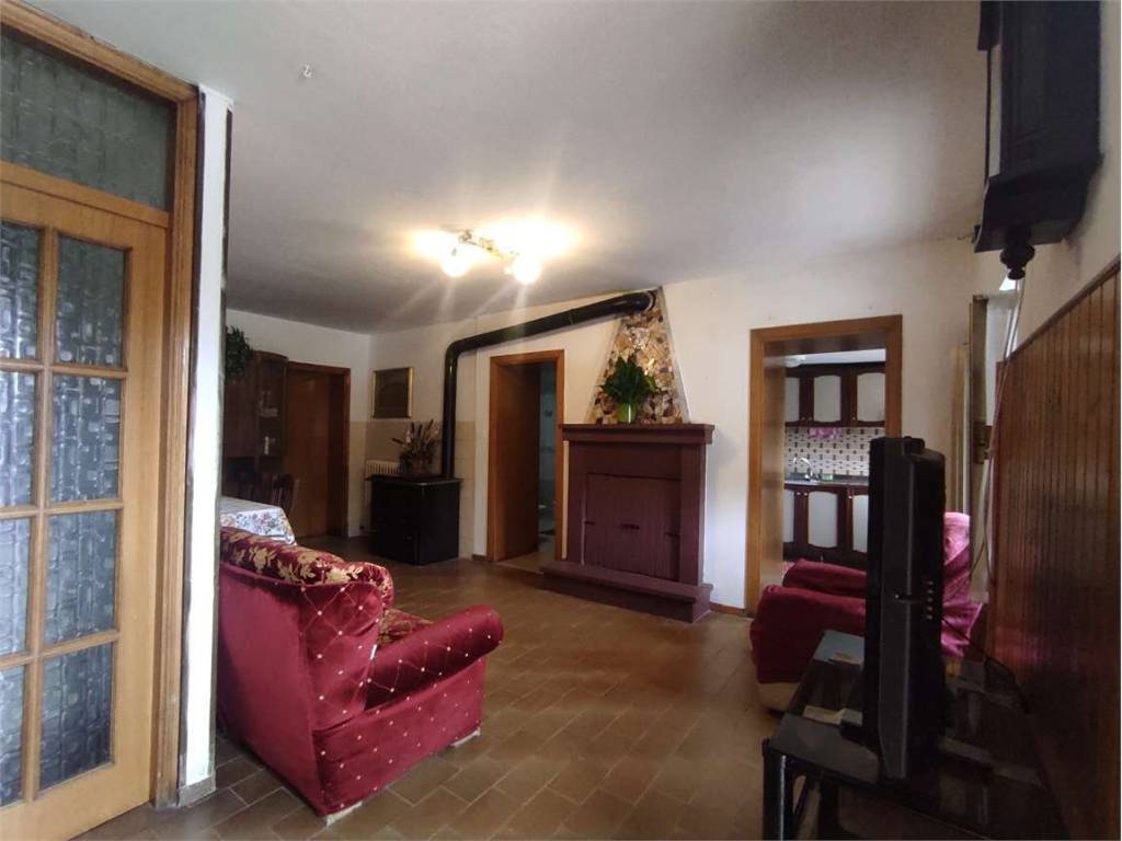 casa indipendente in vendita a Sassocorvaro Auditore