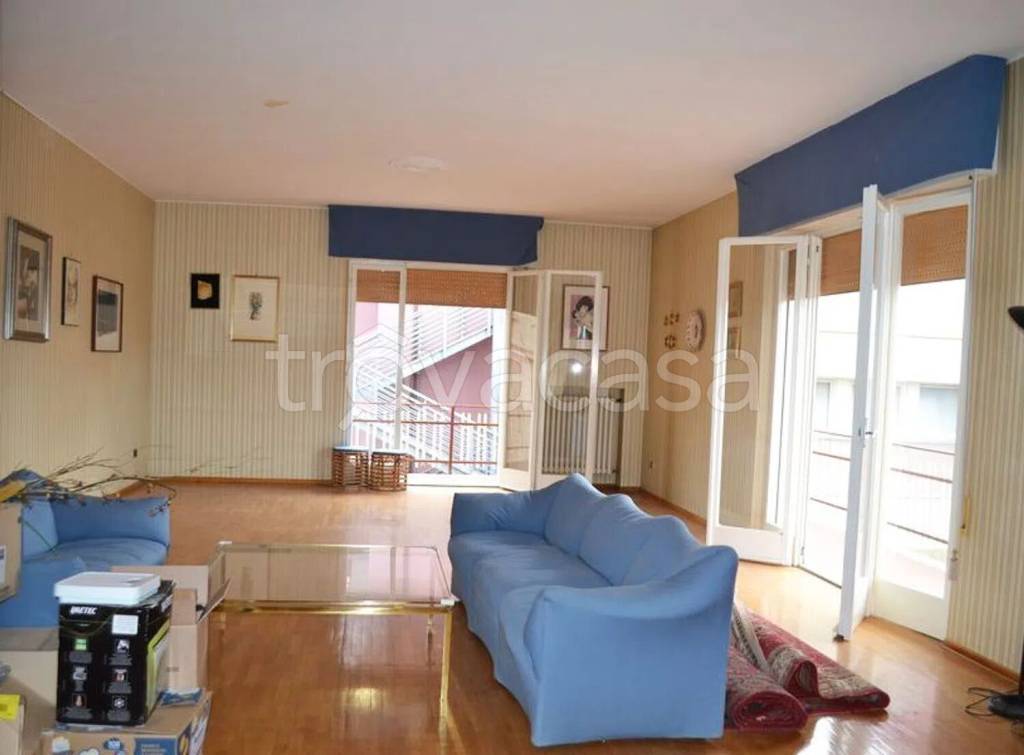 appartamento in vendita a Sassocorvaro Auditore in zona Sassocorvaro